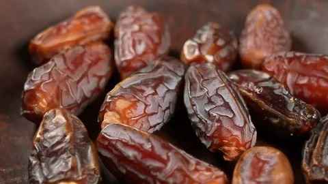خرما خاصویی خشک با کیفیت مطلوب و درجه یک